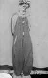 Clown2.jpg (23962 bytes)