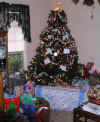 Xmas'05-29 (Small).jpg (36540 bytes)